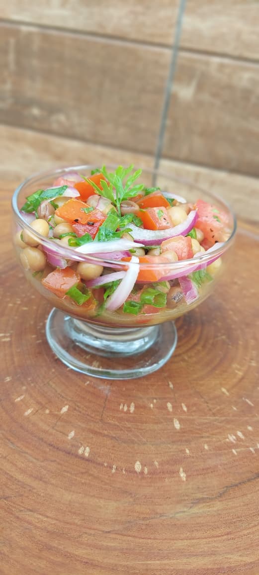 Figura 11 - Salada morna de Feijão-guandu